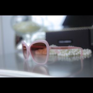 Classy Pink Dolce & Gabbana Sunglasses